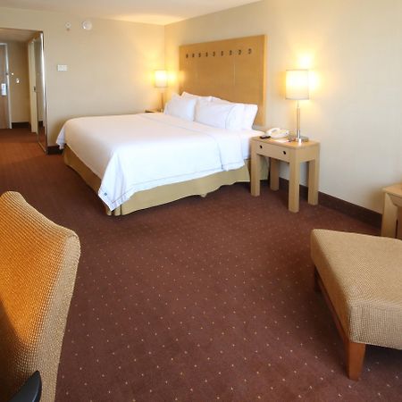 Holiday Inn Express Hotel & Suites Cd. Juarez - Las Misiones By Ihg Екстериор снимка