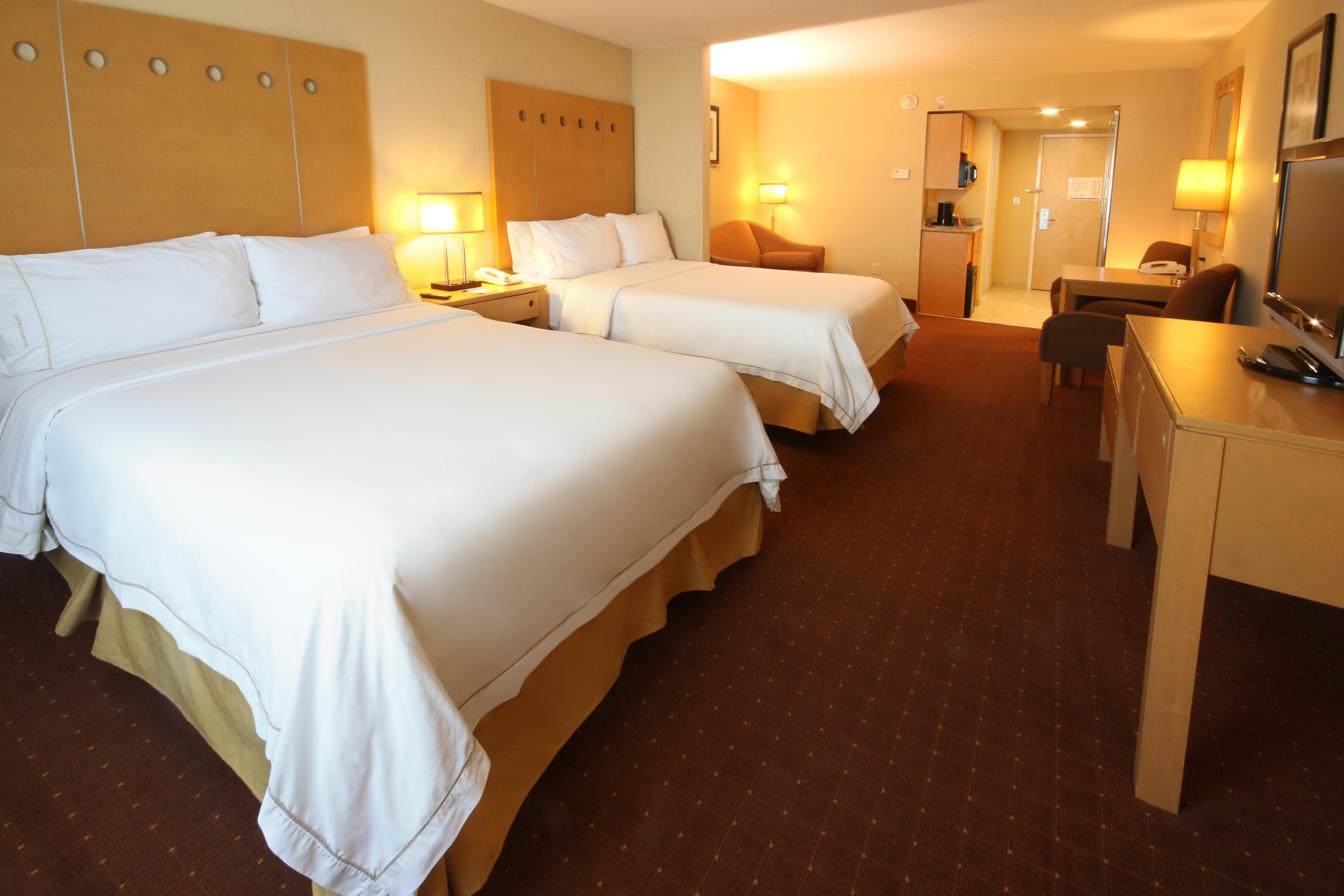 Holiday Inn Express Hotel & Suites Cd. Juarez - Las Misiones By Ihg Екстериор снимка
