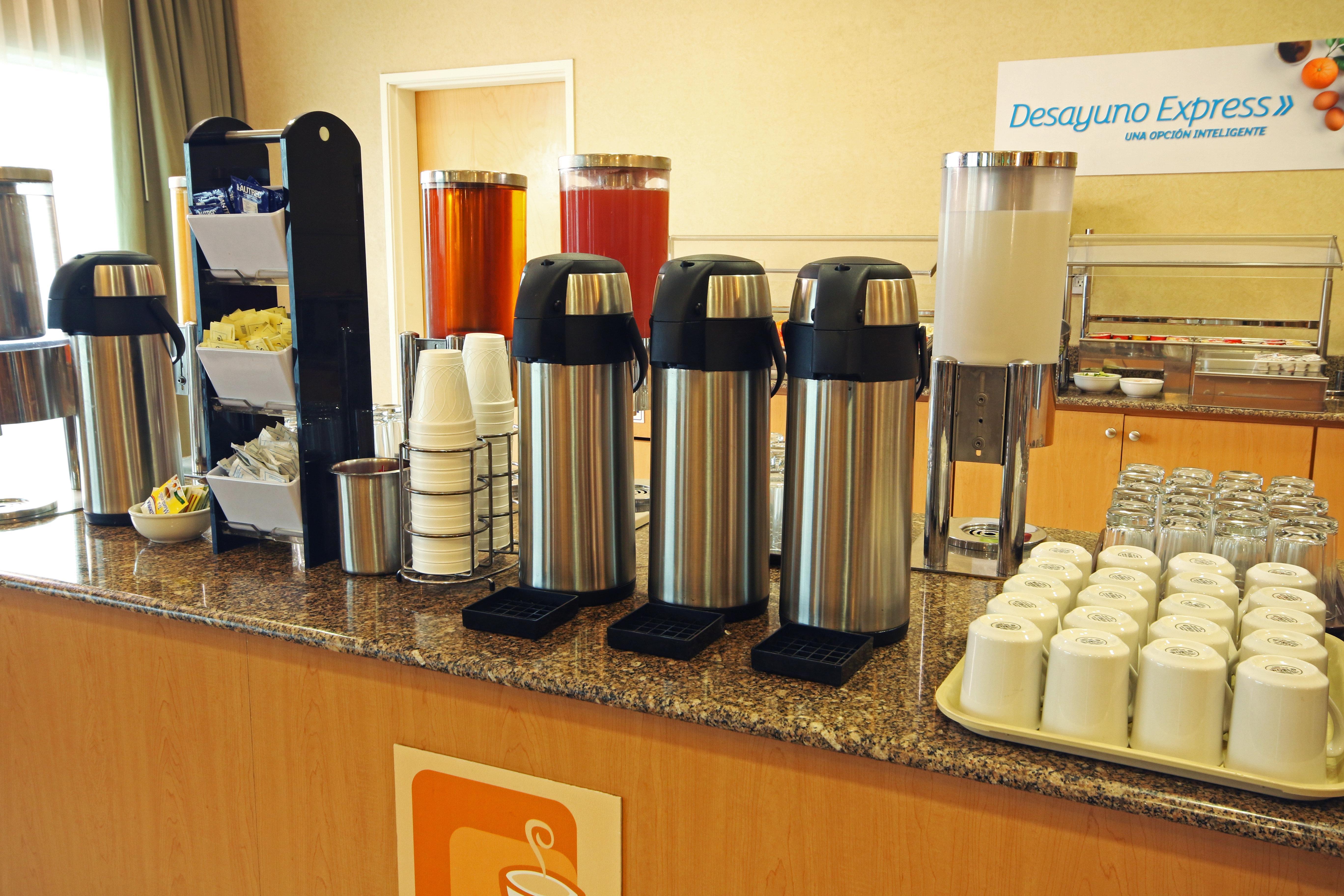 Holiday Inn Express Hotel & Suites Cd. Juarez - Las Misiones By Ihg Екстериор снимка