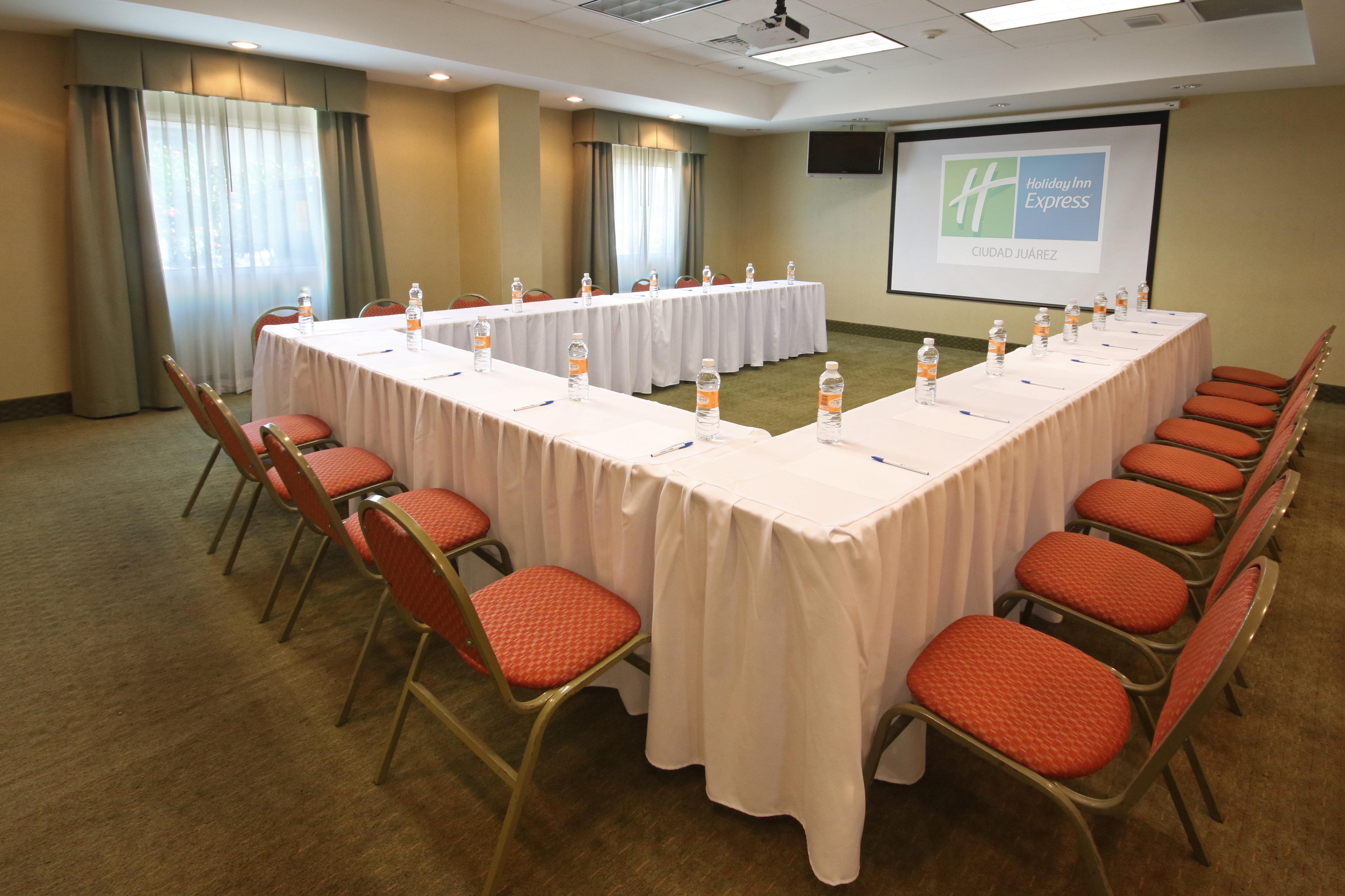 Holiday Inn Express Hotel & Suites Cd. Juarez - Las Misiones By Ihg Екстериор снимка
