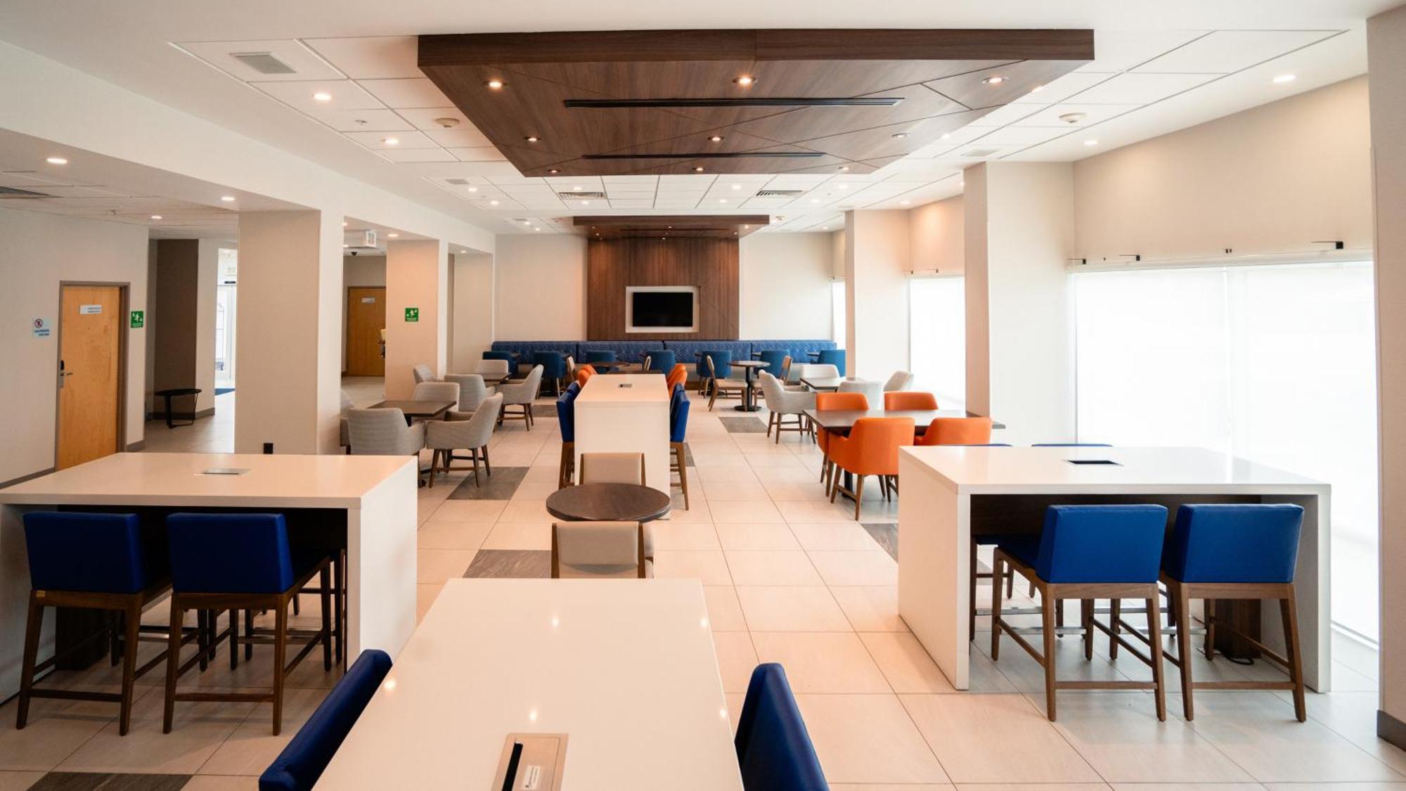 Holiday Inn Express Hotel & Suites Cd. Juarez - Las Misiones By Ihg Екстериор снимка