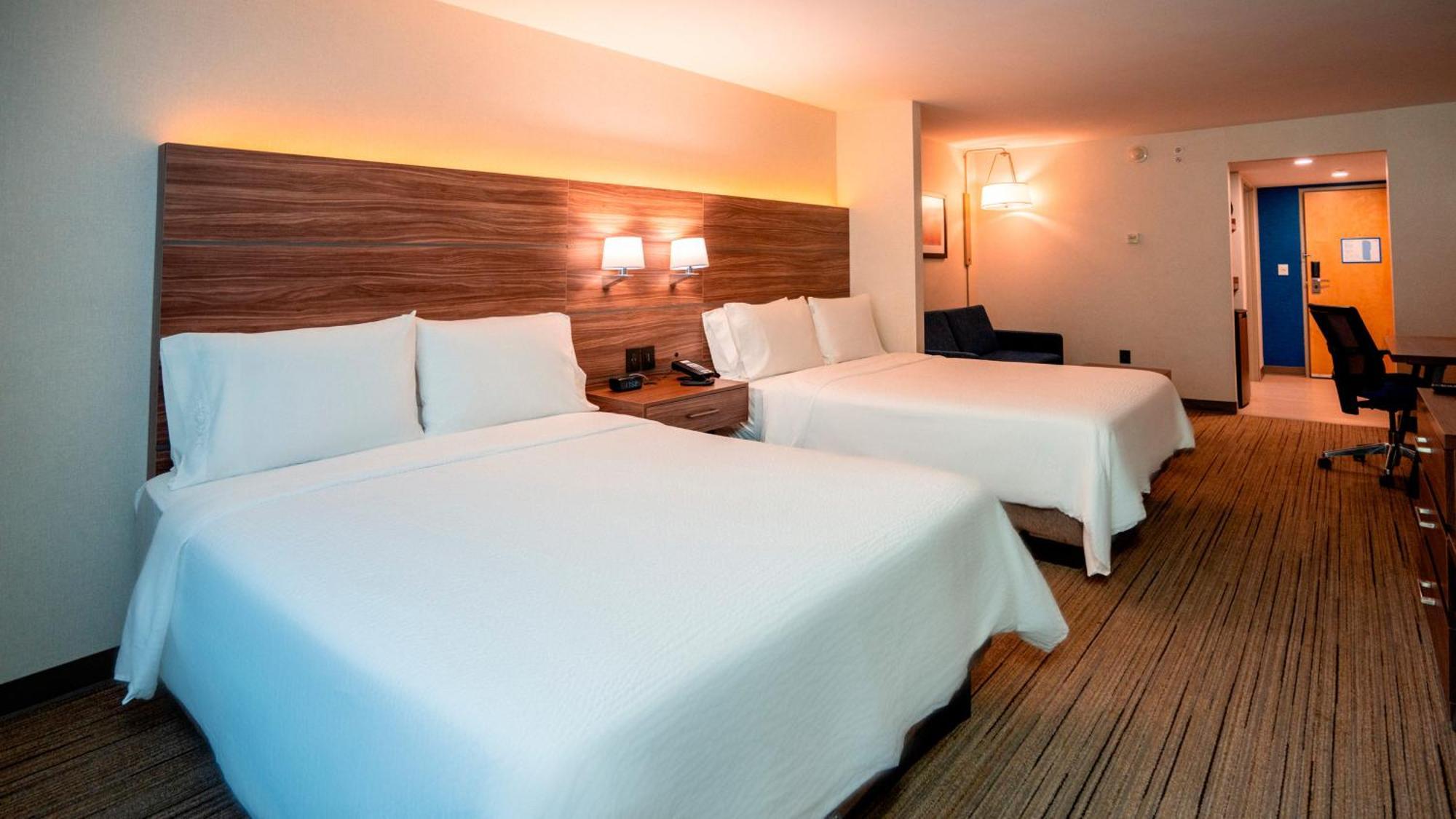 Holiday Inn Express Hotel & Suites Cd. Juarez - Las Misiones By Ihg Екстериор снимка